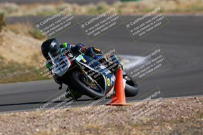 media/Apr-19-2025-AHRMA (Sat) [[3d98ca3309]]/Race/Group 8/Turn 4/